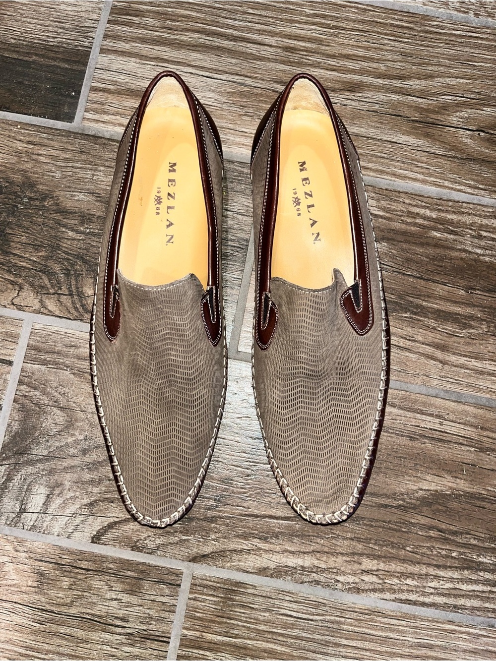 Mezlan Pasquale loafers Taupe & Brown Trim Slip-On mens Loafers